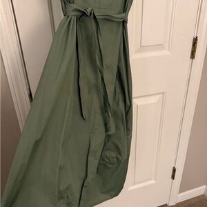 Chic Olive Green Midi Dress